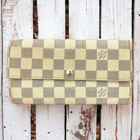 Louis Vuitton Handbags - Louis Vuitton Sarah Wallet Damier Azur MB2047